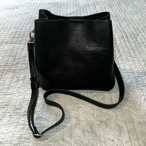 Butterfly Bucket Crossbody Bag - PORTLAND LEATHER